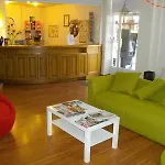Hotel Central Hotel 2*