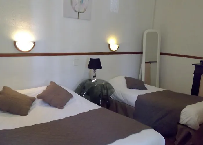 Hotel Central Hotel 2*