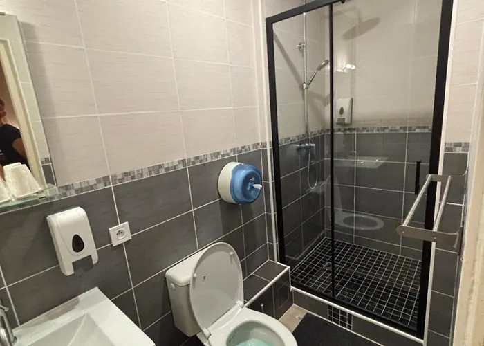 サントラル ホテル カルカソンヌ