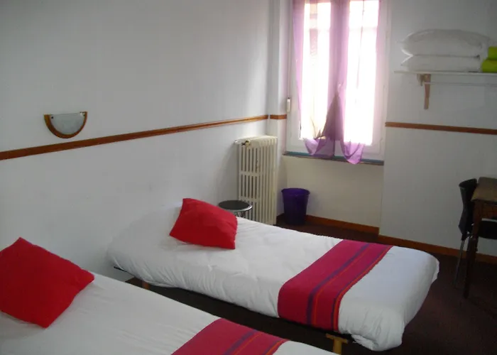 Hotel Central Hotel 2*