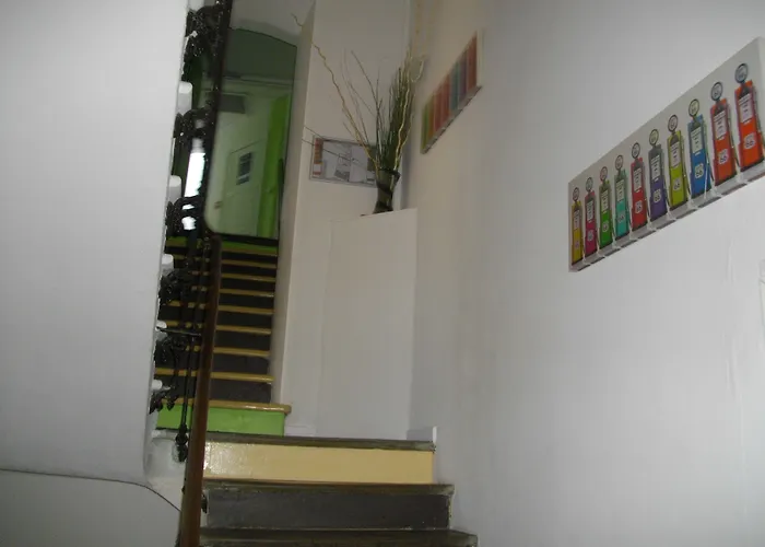 サントラル ホテル 2*