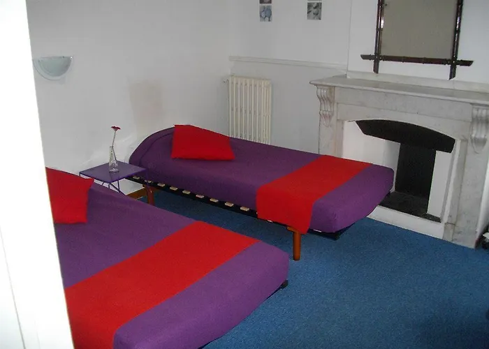 サントラル ホテル 2*